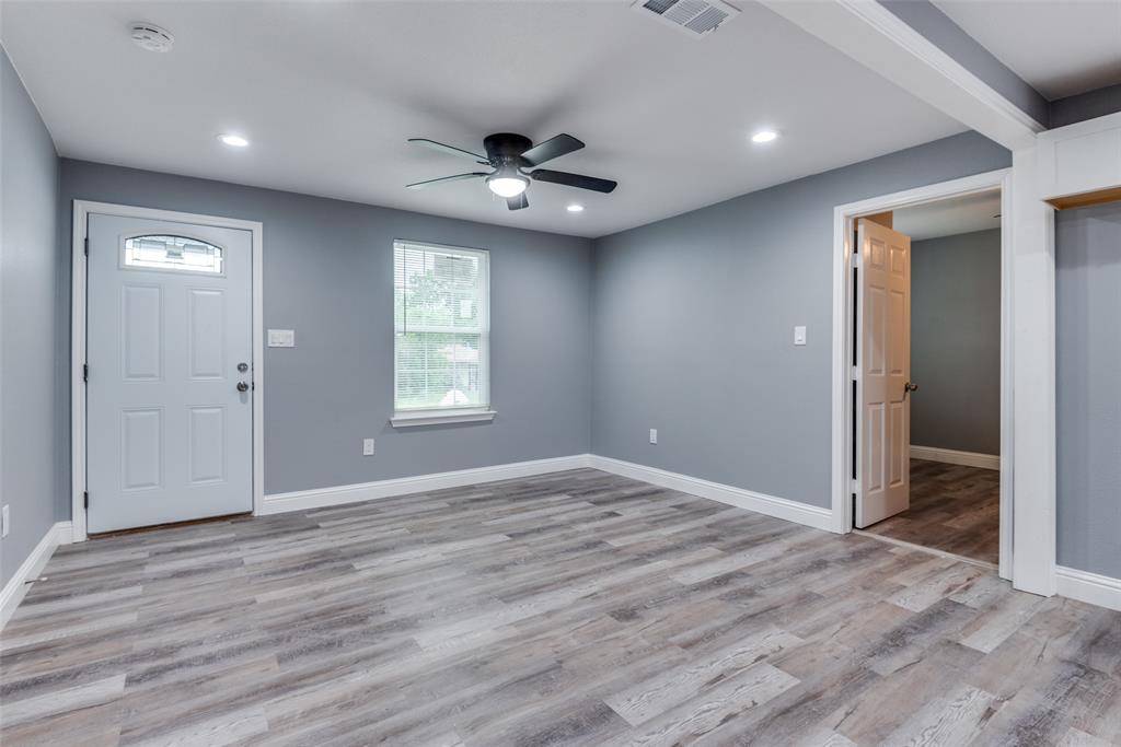 5006 Bartlett Avenue, Dallas, TX 75216