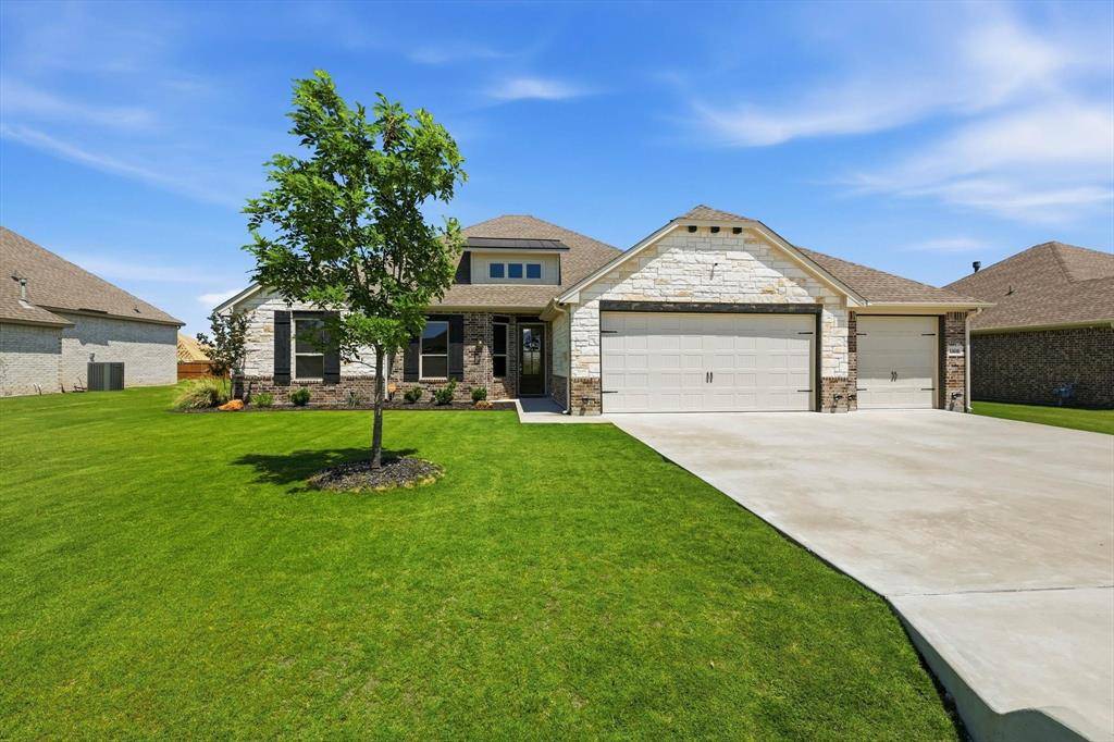 11616 Caracal Drive, Godley, TX 76044
