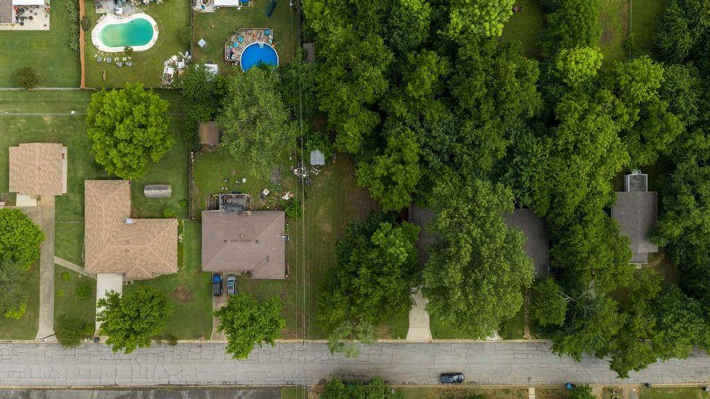 911 Thatcher Street, Denison, TX 75020
