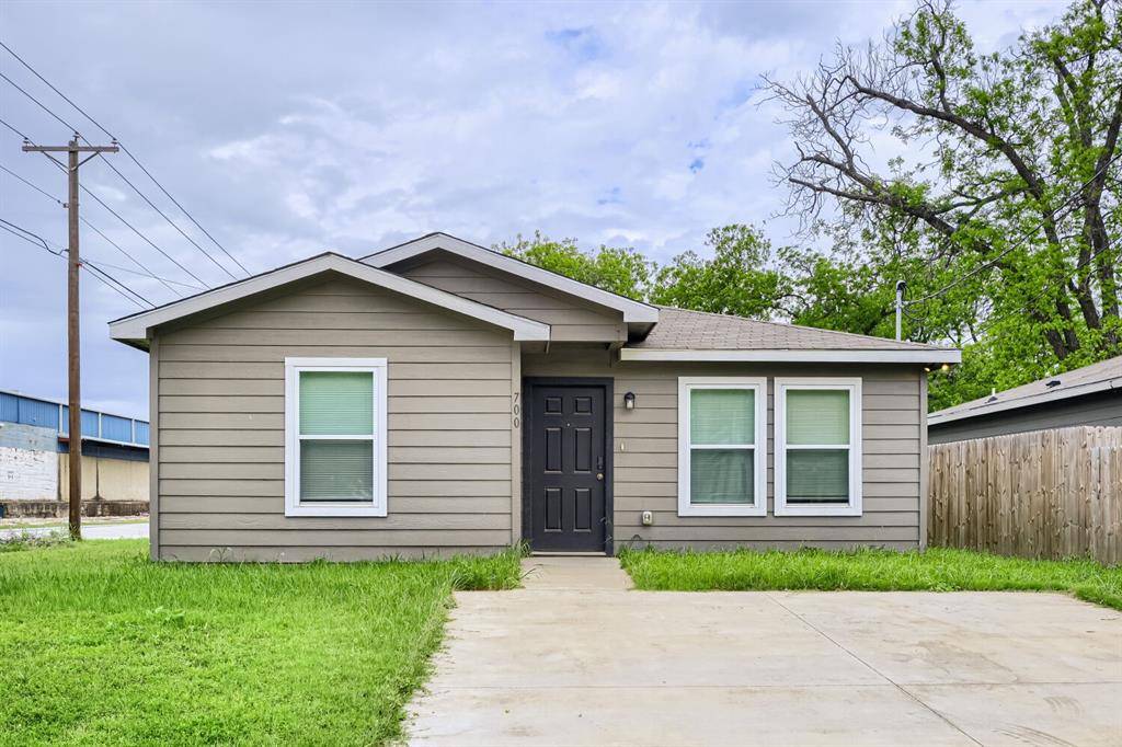700 E Pecan Avenue, Waco, TX 76704