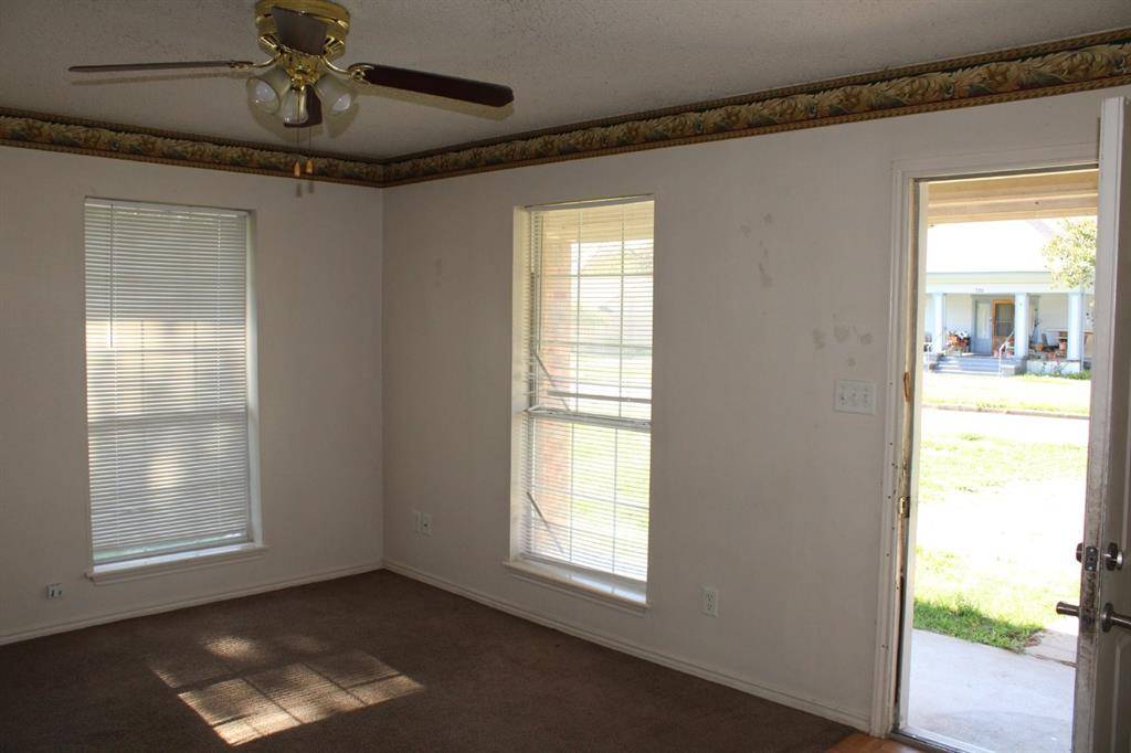 701 SW 1st Street, Cooper, TX 75432