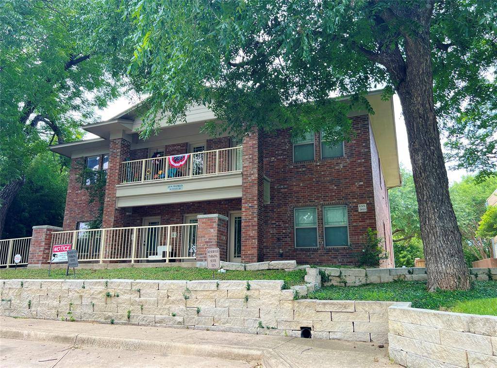 420 W Franklin Street #10, Waxahachie, TX 75165