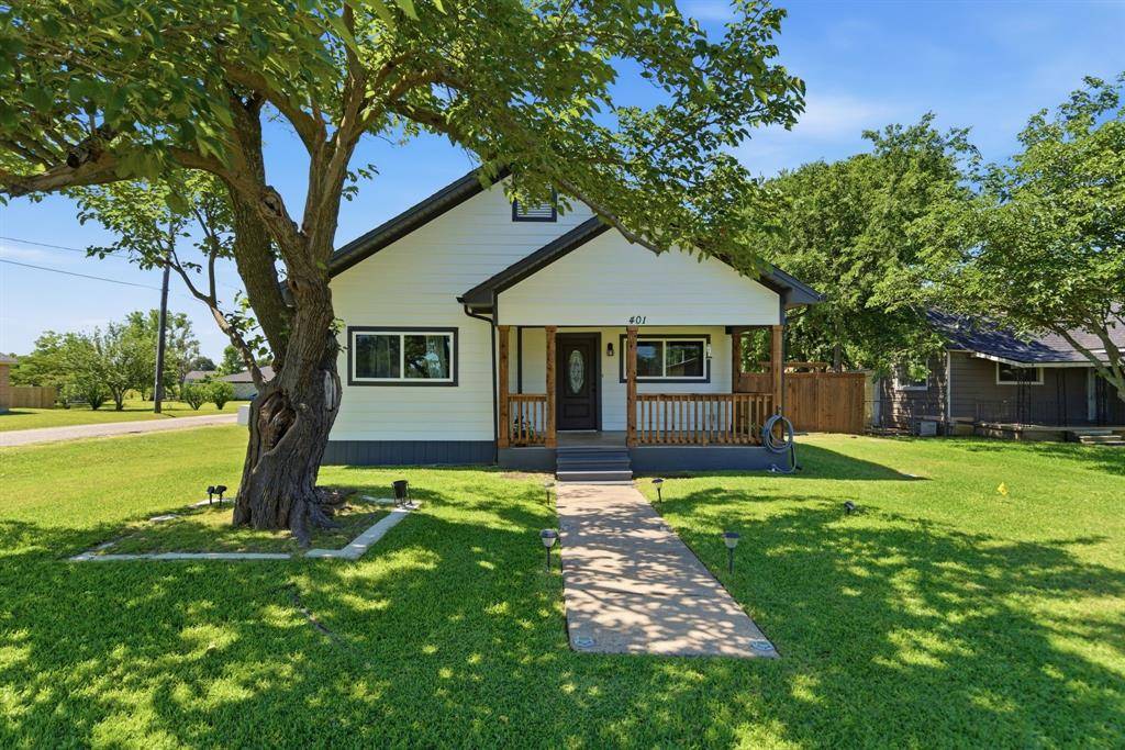 401 W Mesquite Street, Gunter, TX 75058