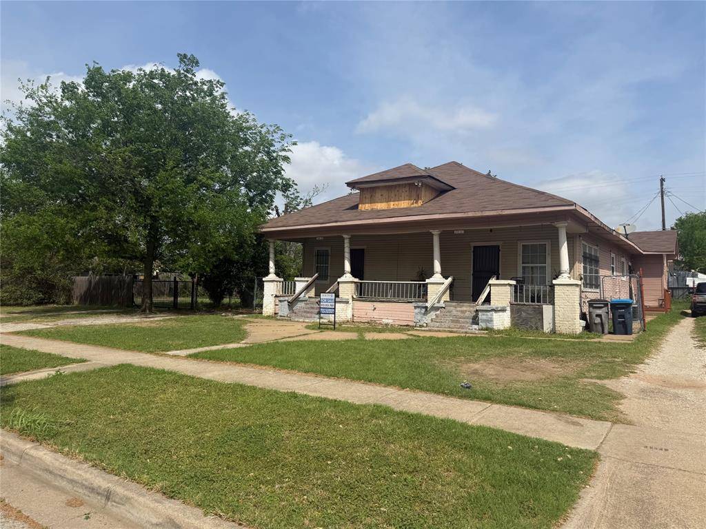 2815 Avenue E, Fort Worth, TX 76105
