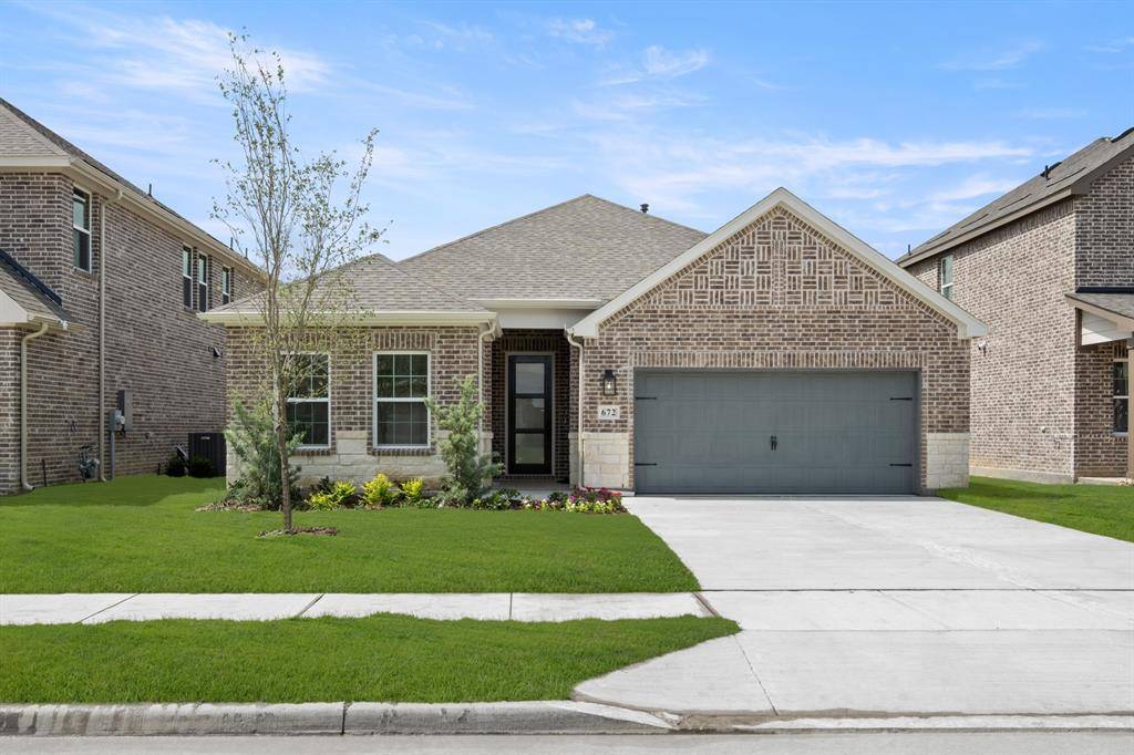 672 Tyronza Drive, Justin, TX 76247
