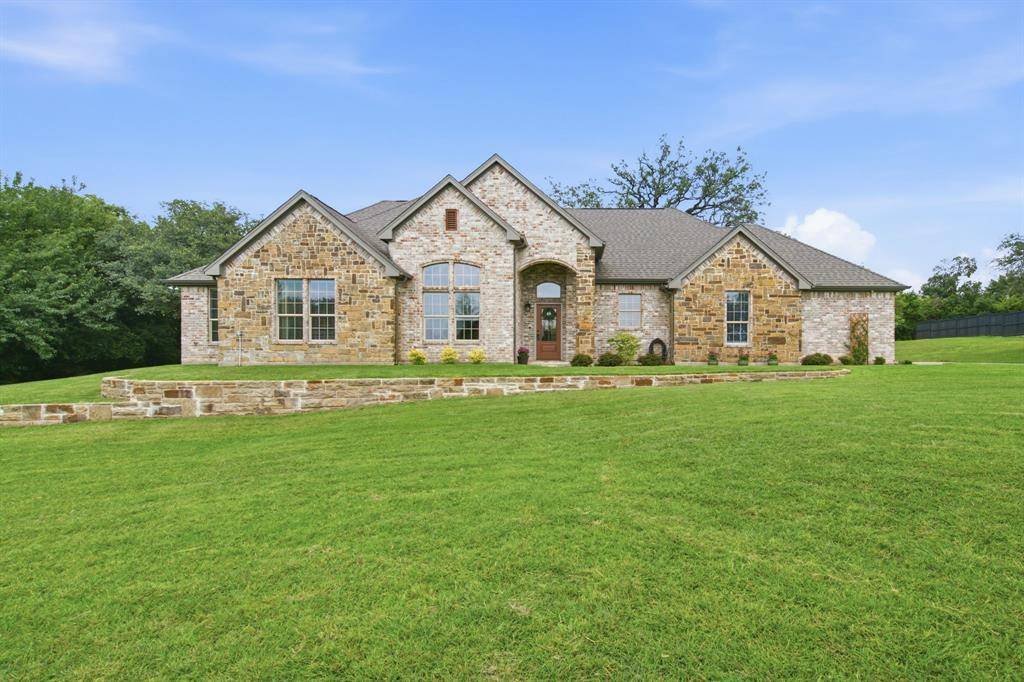 140 Buckingham Court, Weatherford, TX 76088
