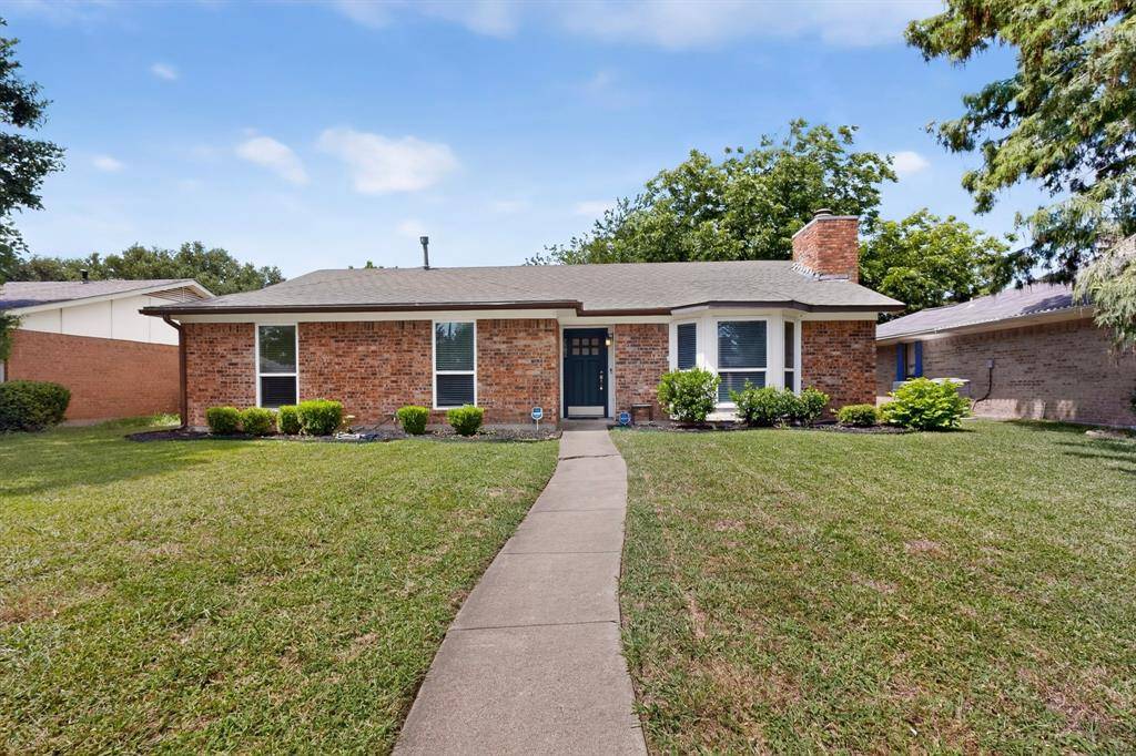 2802 Green Oaks Drive, Garland, TX 75040