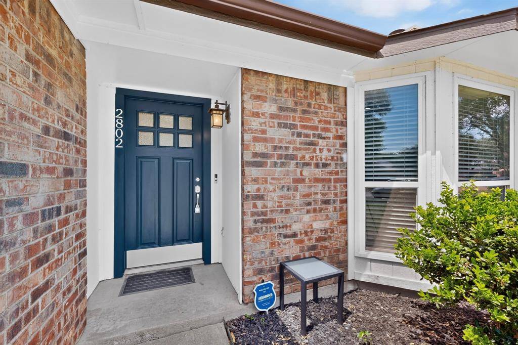 2802 Green Oaks Drive, Garland, TX 75040