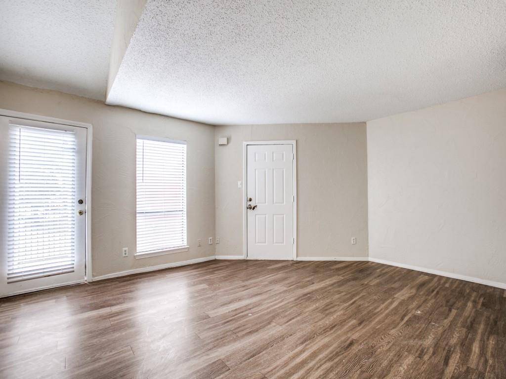 9839 Walnut Street #207, Dallas, TX 75243