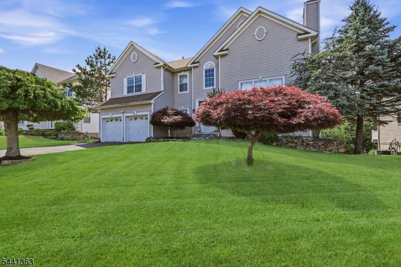 917 Timberline Dr, Jefferson Twp., NJ 07849