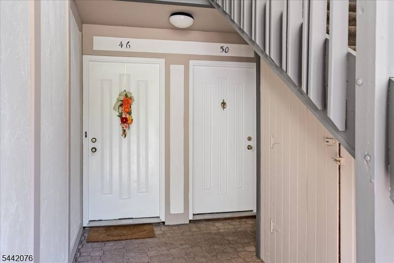 50 Kayser Ln, West Orange Twp., NJ 07052