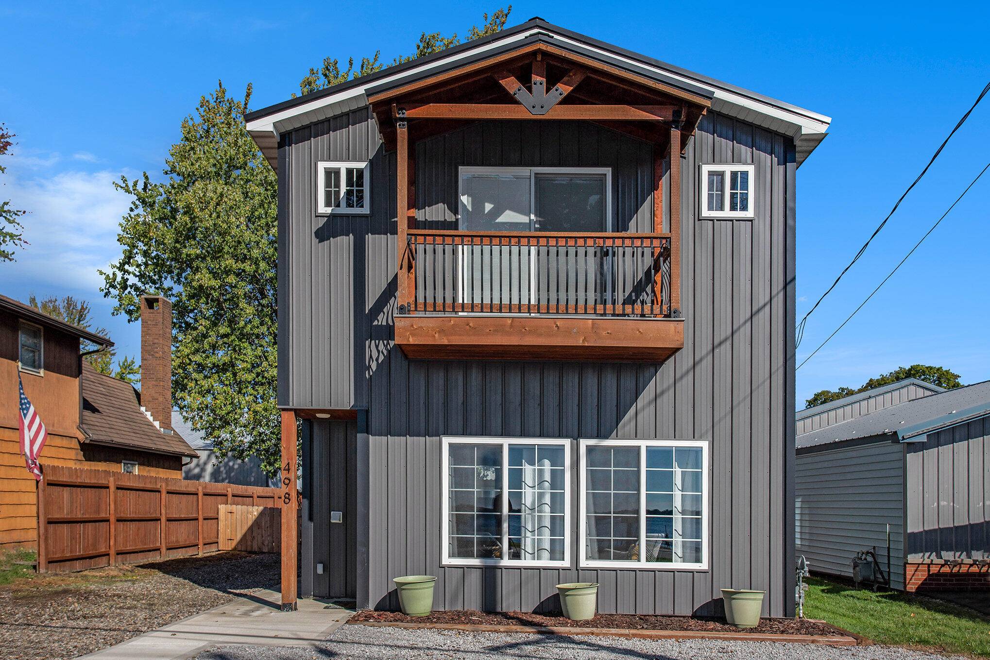 498 Warren RD, Ovid Twp, MI 49036