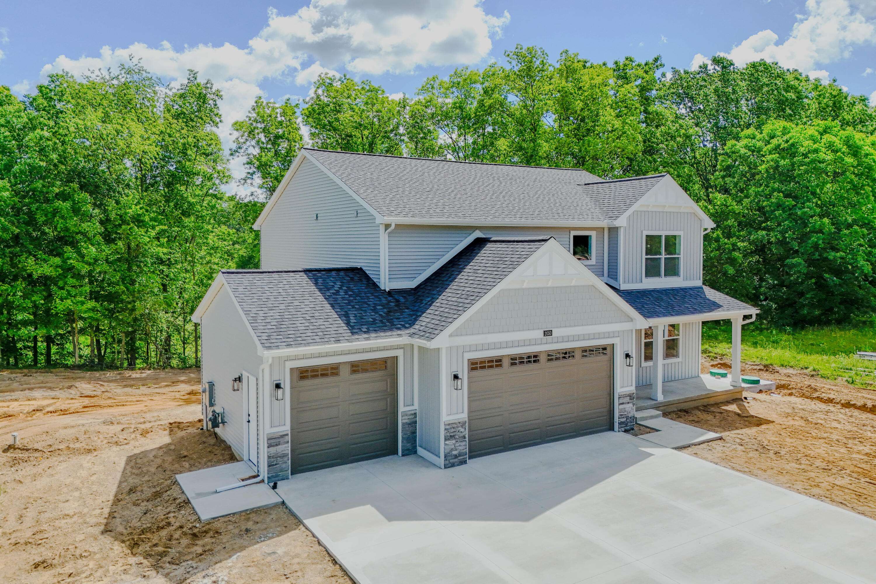 2050 Dakota TRL, Rutland Twp, MI 49058