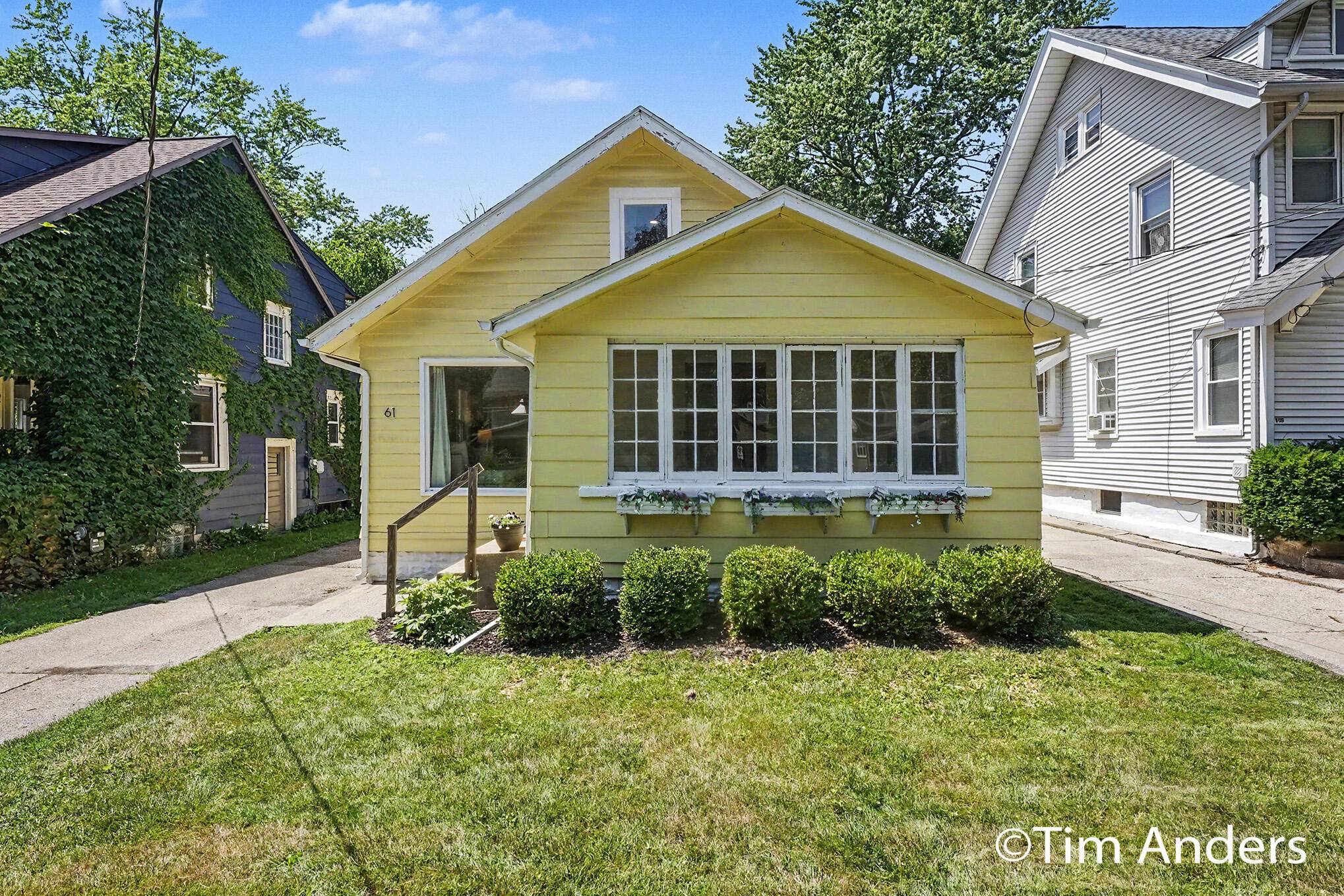 61 Mayfield AVE NE, City Of Grand Rapids, MI 49503