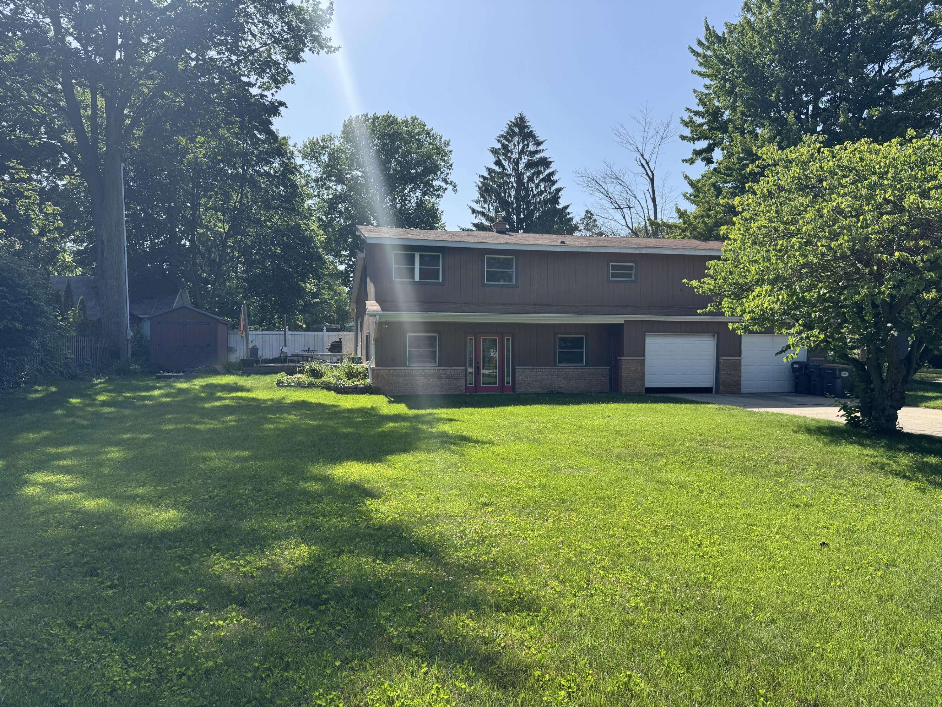 748 Green ST, South Haven City, MI 49090