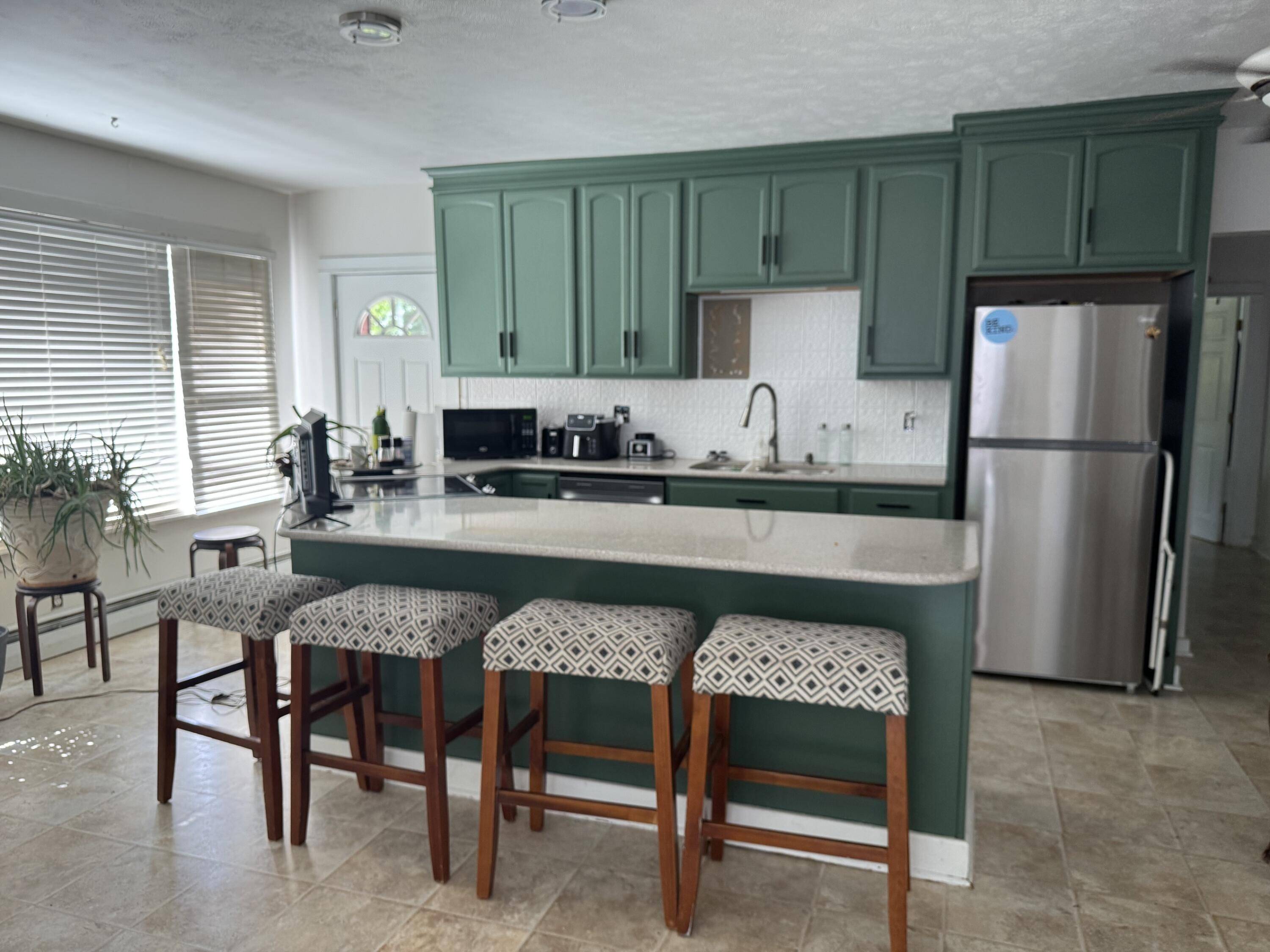 748 Green ST, South Haven City, MI 49090
