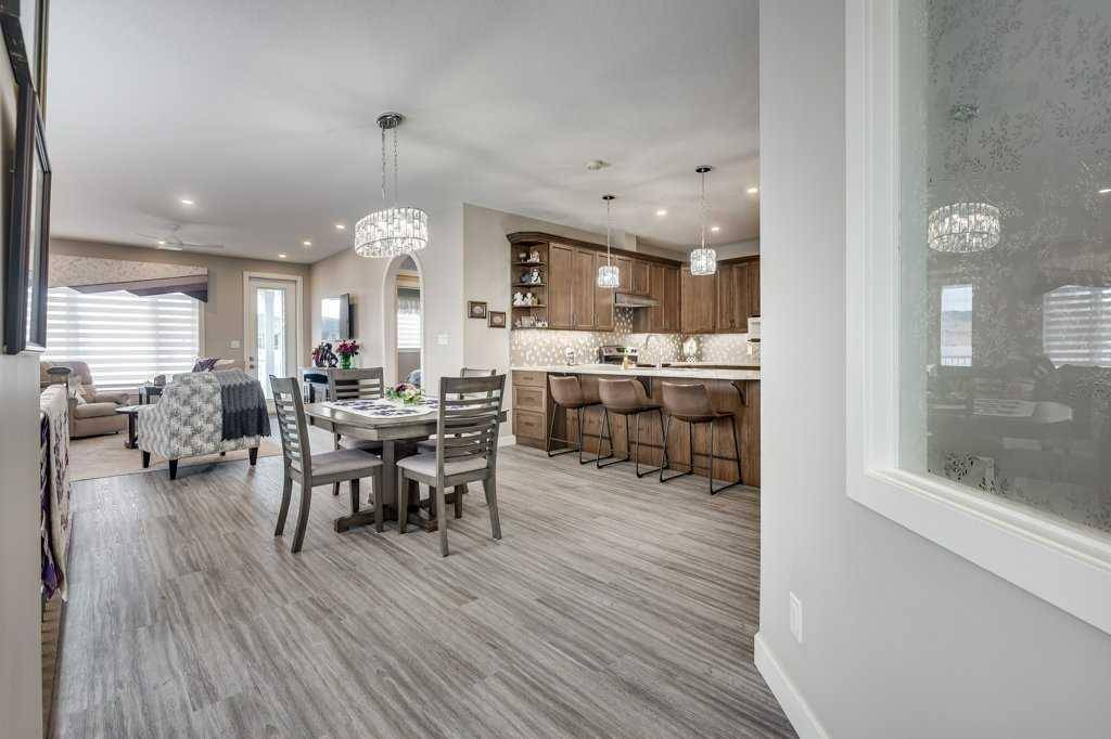 1341 6 AVE E, Drumheller, AB T0J 0Y5