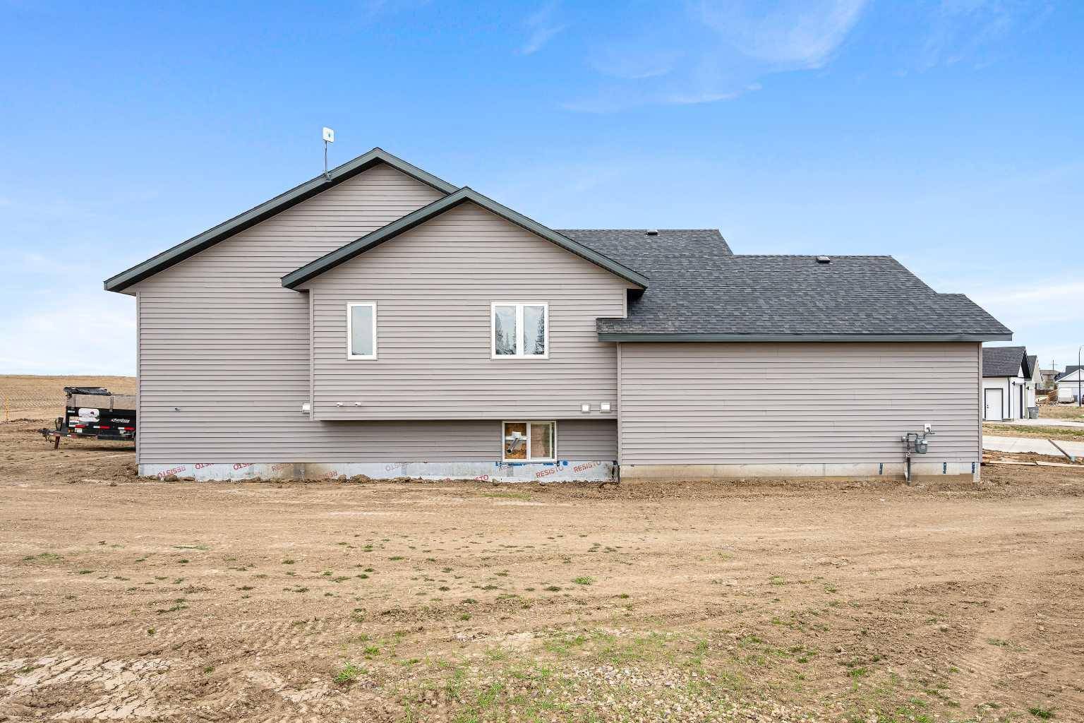 5519 13 ST, Lloydminster, AB T9V 3T4