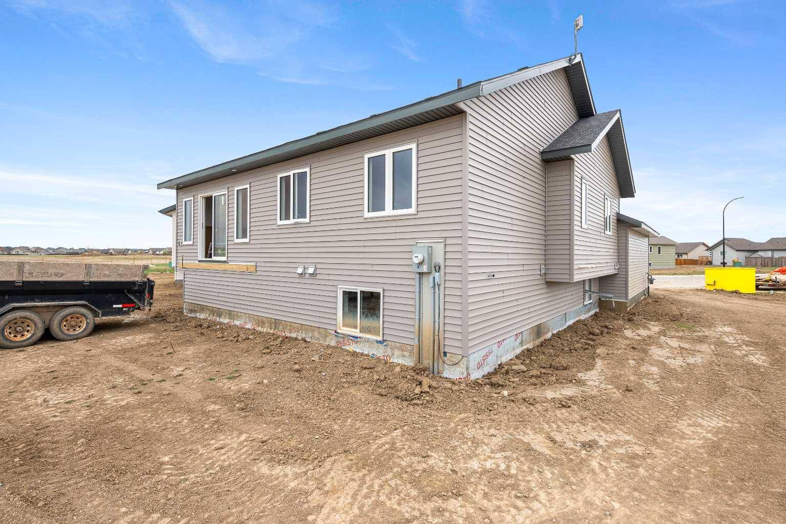 5519 13 ST, Lloydminster, AB T9V 3T4