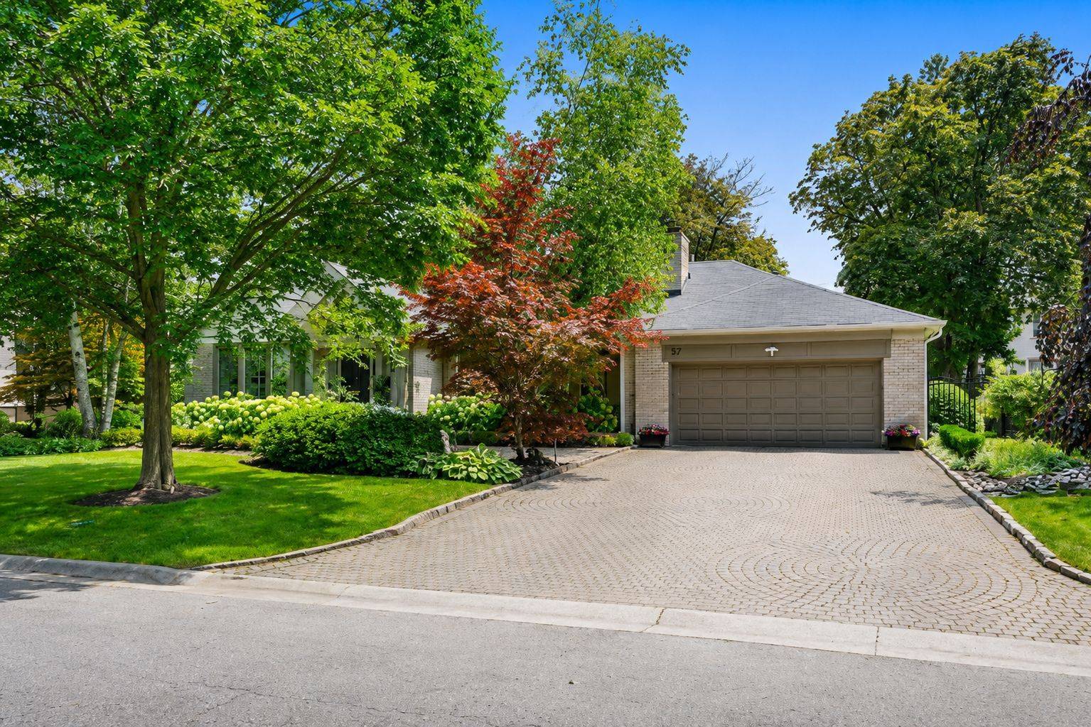 57 Wimpole DR, Toronto C12, ON M2L 2L2
