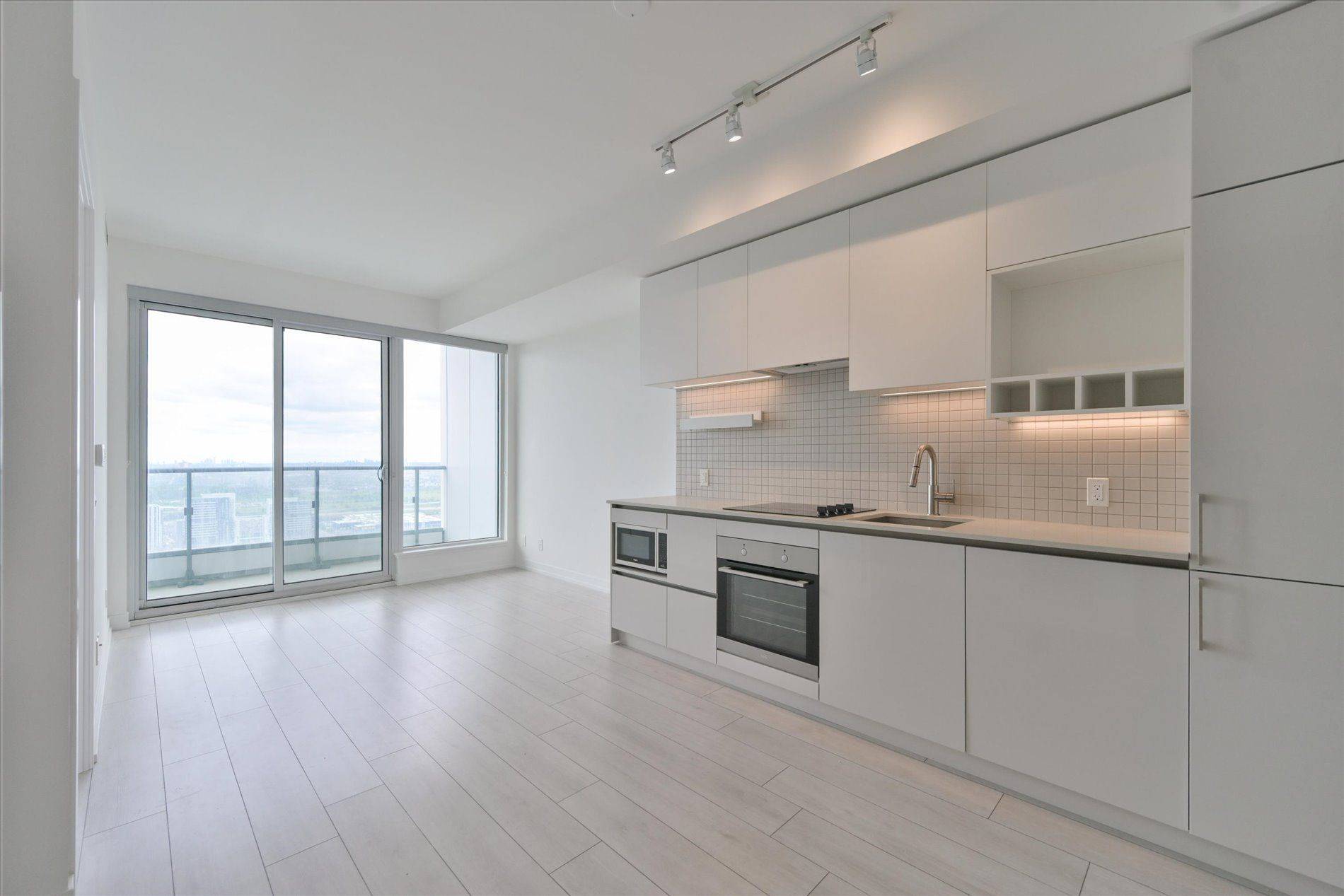 5 Buttermill AVE #4006, Vaughan, ON L4K 0J5