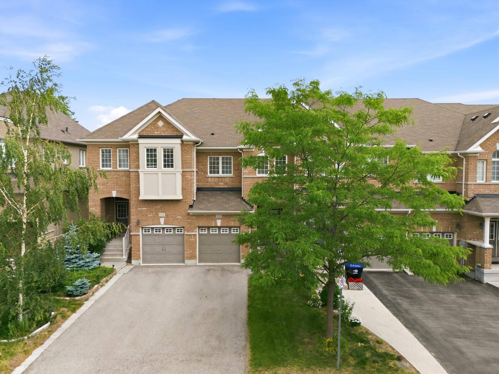116 McCann CRES, Bradford West Gwillimbury, ON L3Z 2A5