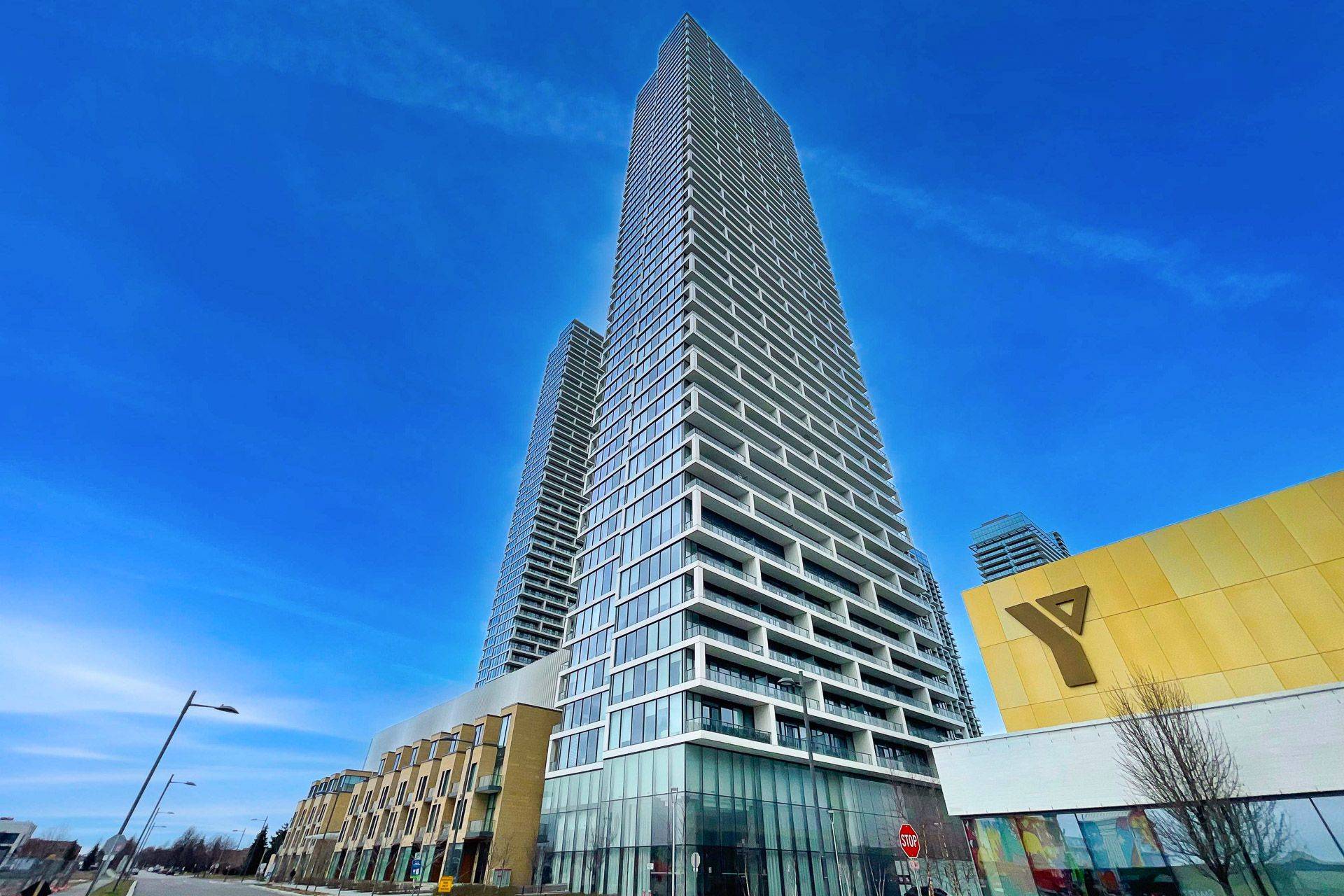 5 Buttermill AVE #2709, Vaughan, ON L4K 0J5