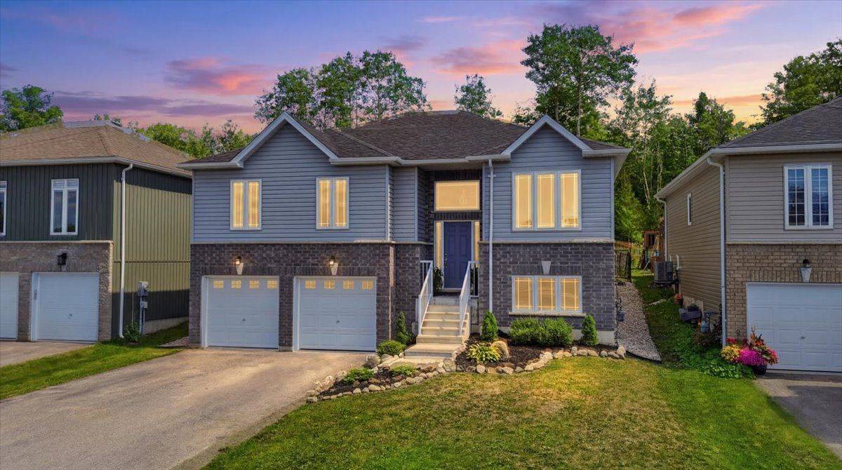 27 Ralph Dalton BLVD, Tay, ON L0K 2A0