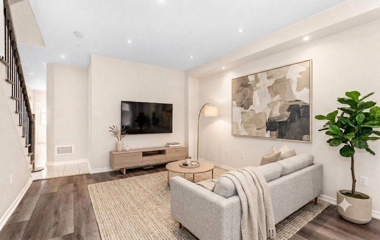 983 Francine CRES, Mississauga, ON L5V 0E2