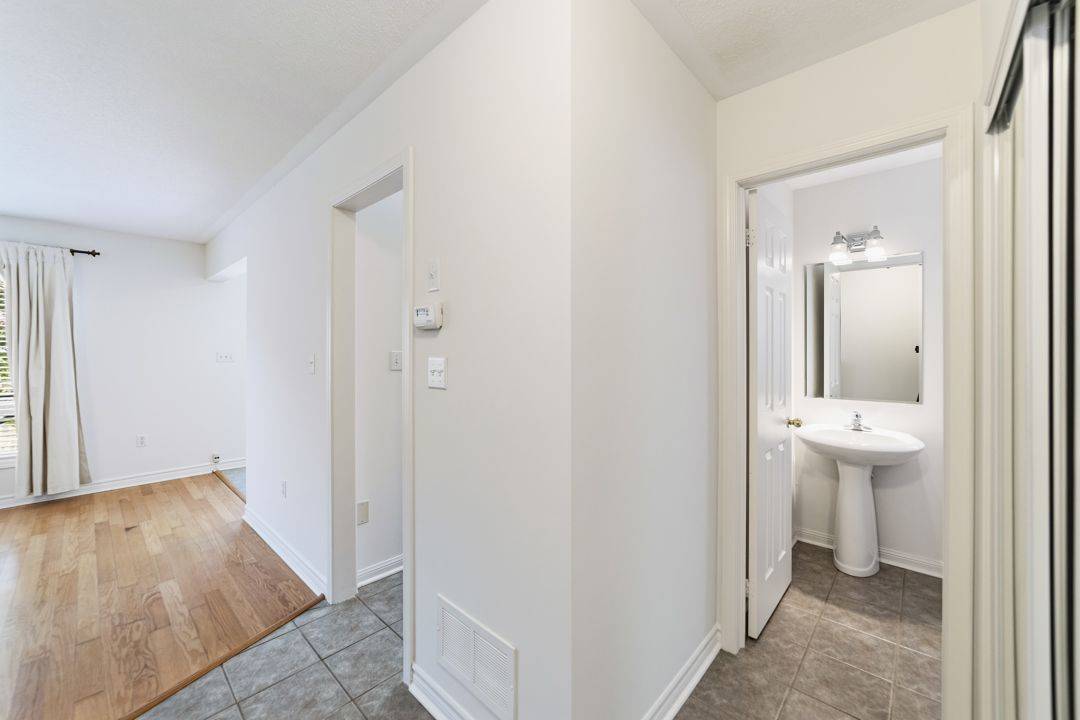 742 Irving TER, Milton, ON L9T 6H3