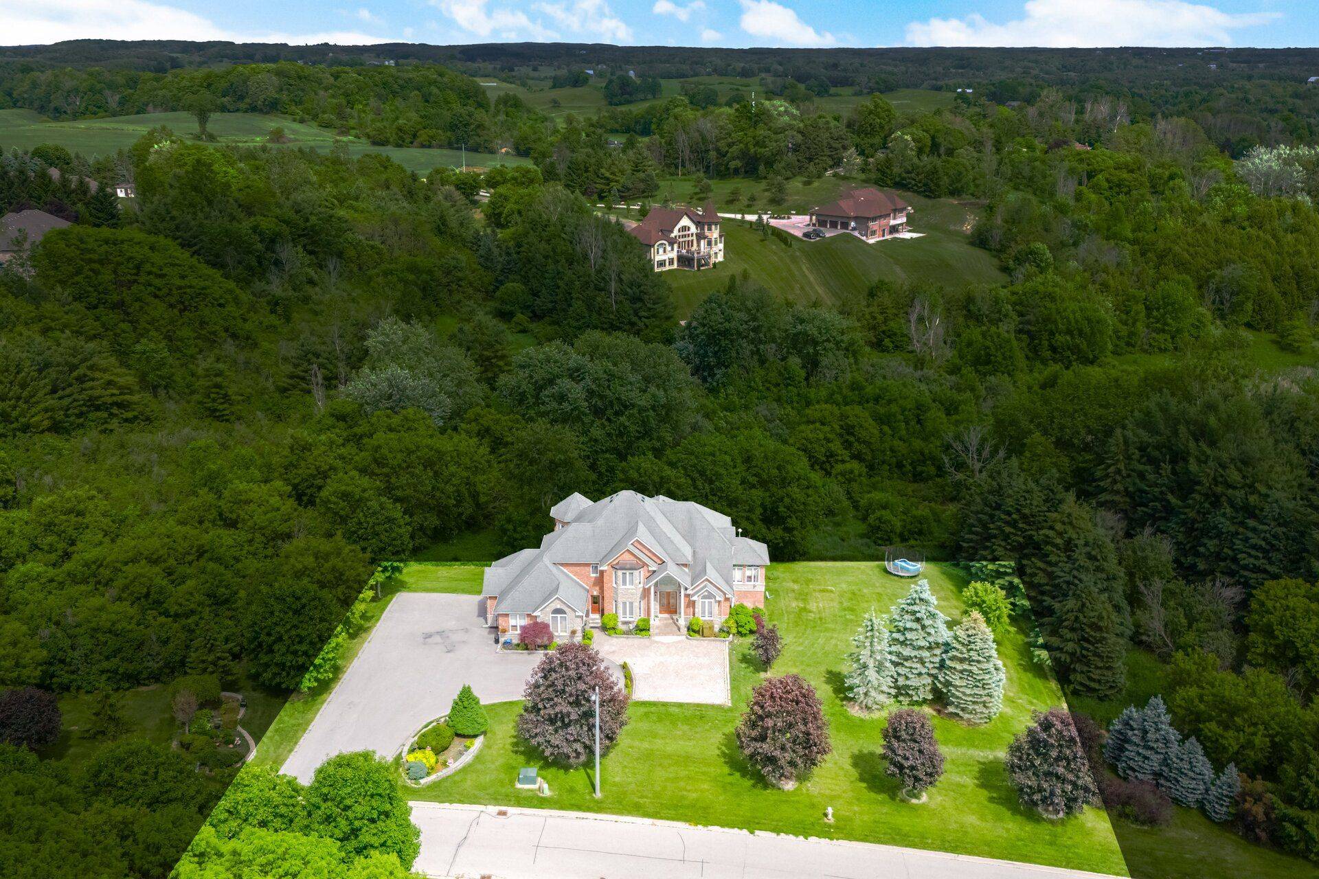 3 Valley Hill DR, Caledon, ON L7E 0B8