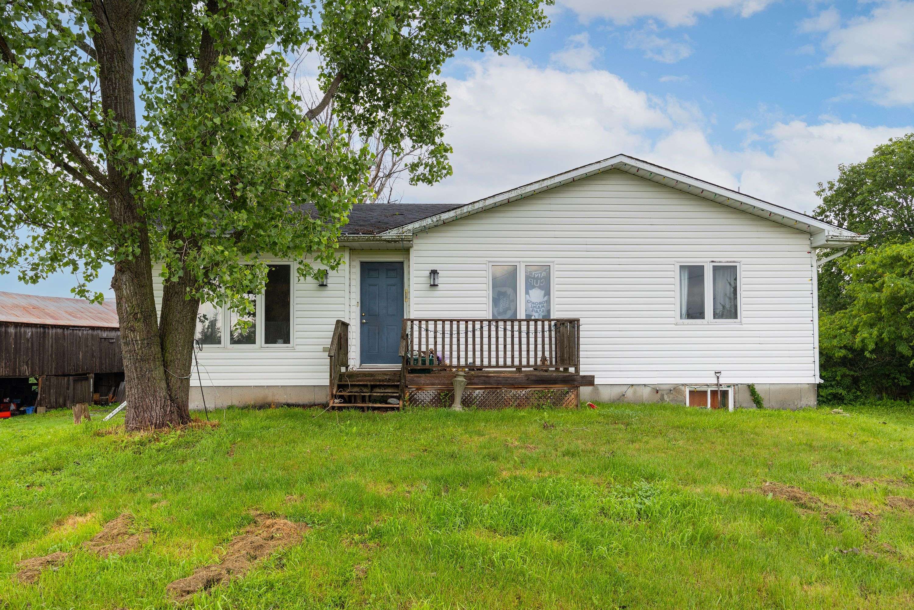 697 Hinch RD, Stone Mills, ON K0K 2S0