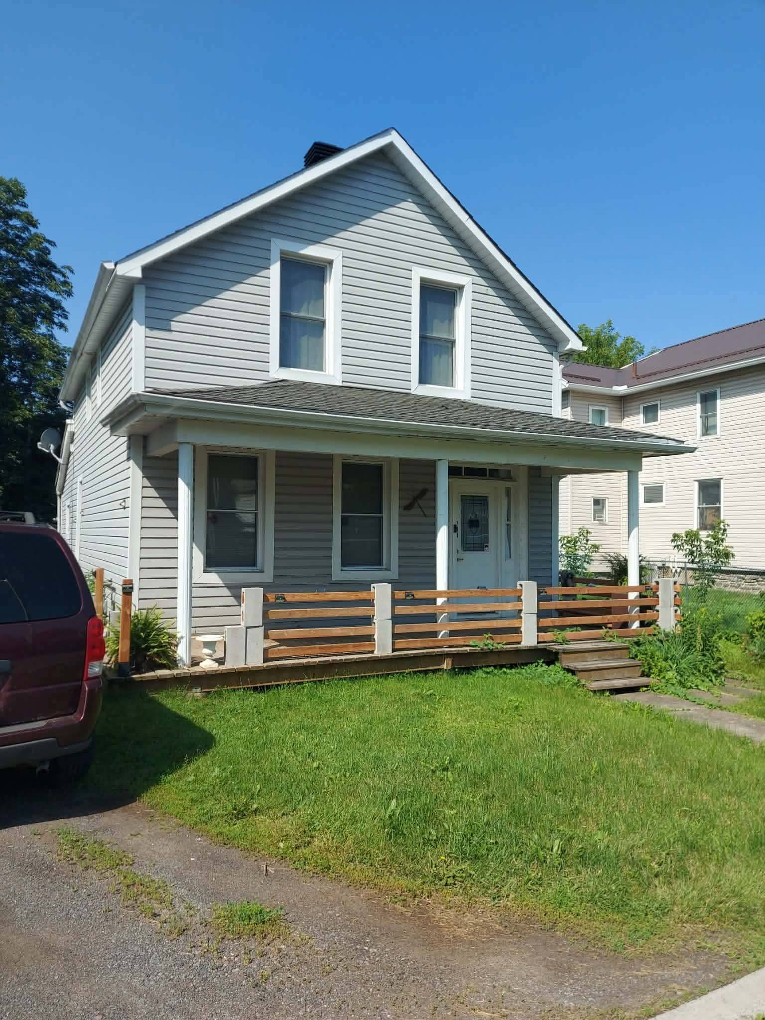 739 Edward ST, Prescott, ON K0E 1T0