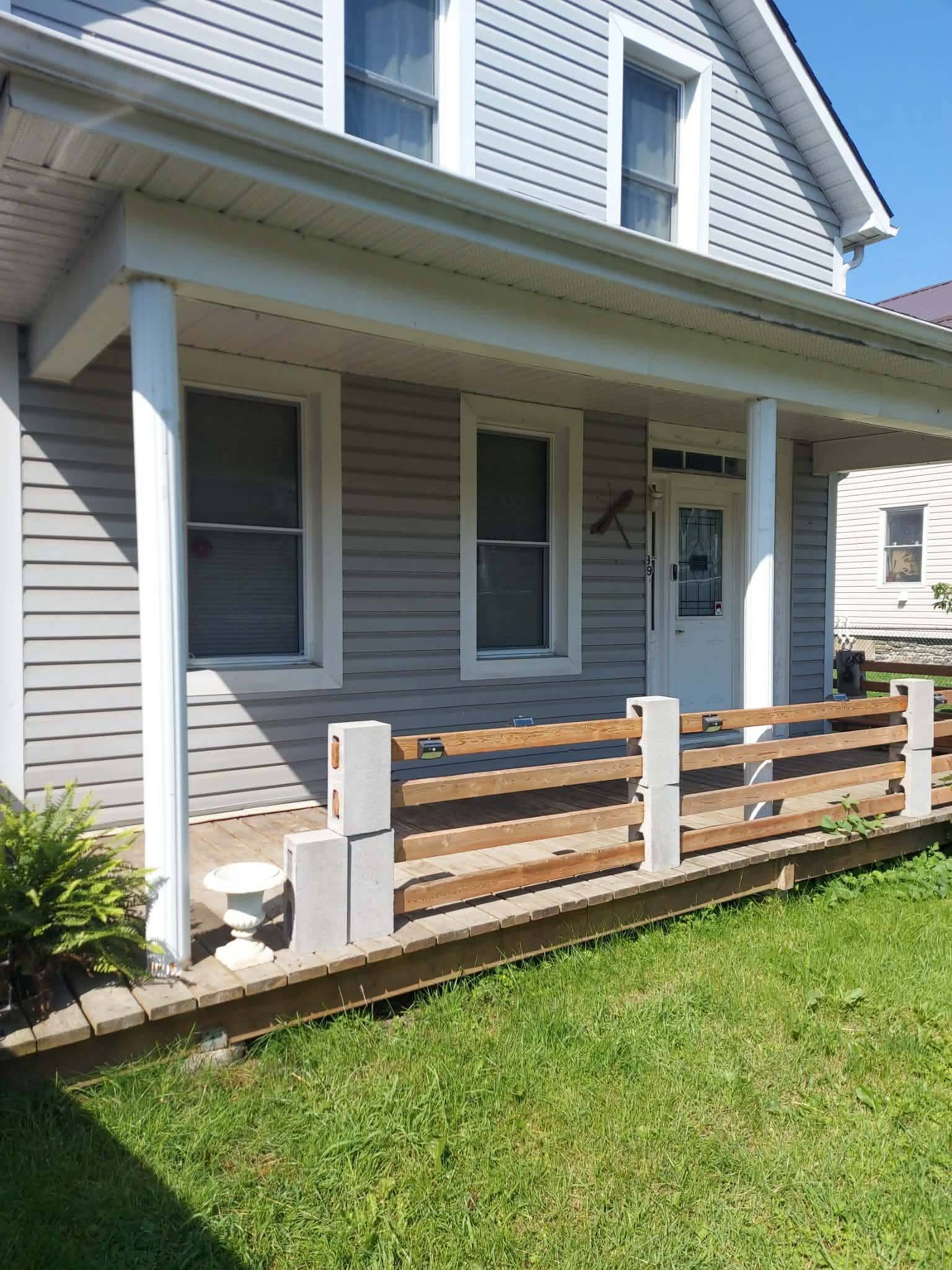 739 Edward ST, Prescott, ON K0E 1T0