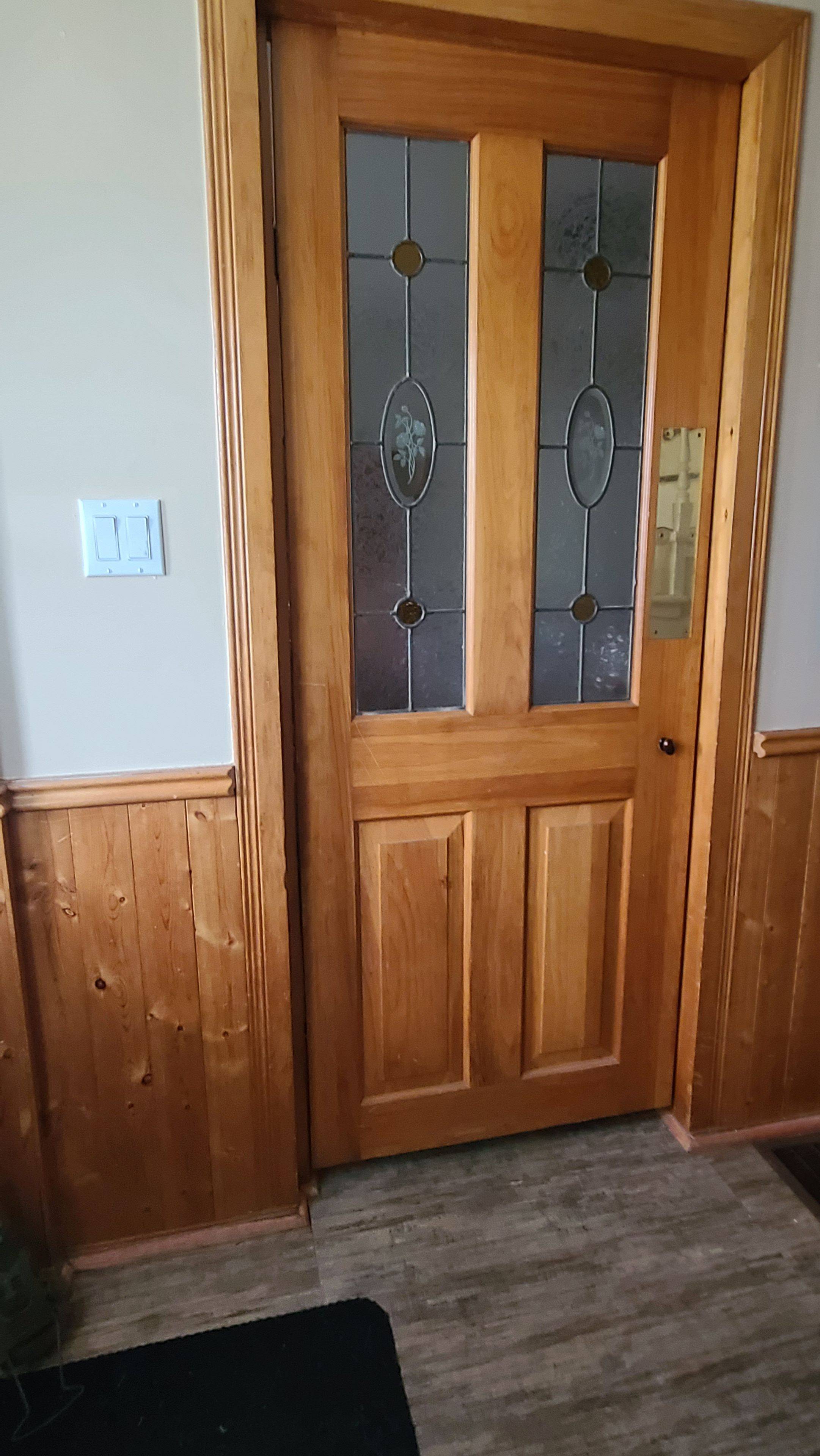 739 Edward ST, Prescott, ON K0E 1T0