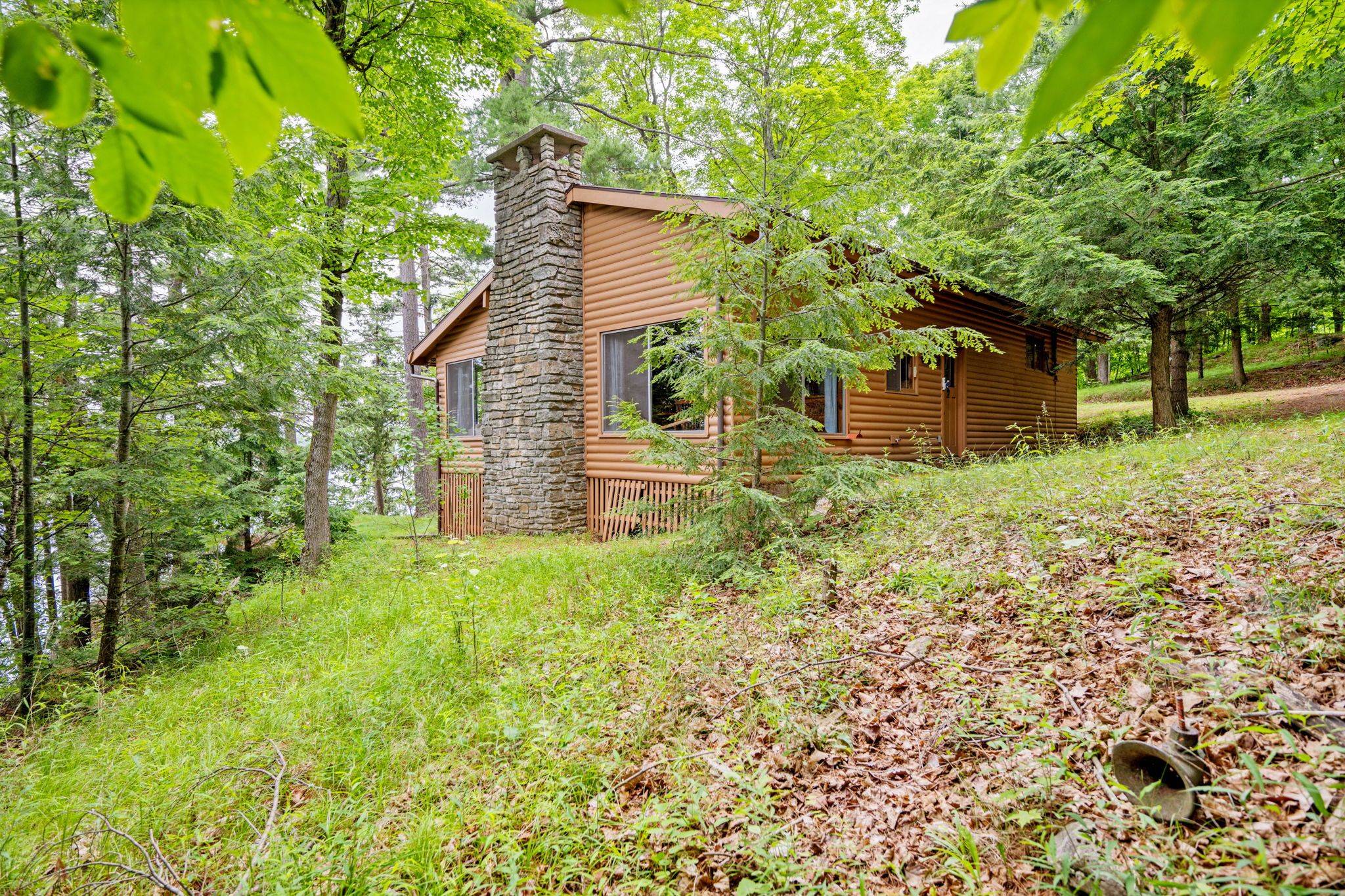 371 Sleepy Hollow RD, Tay Valley, ON K0G 1X0