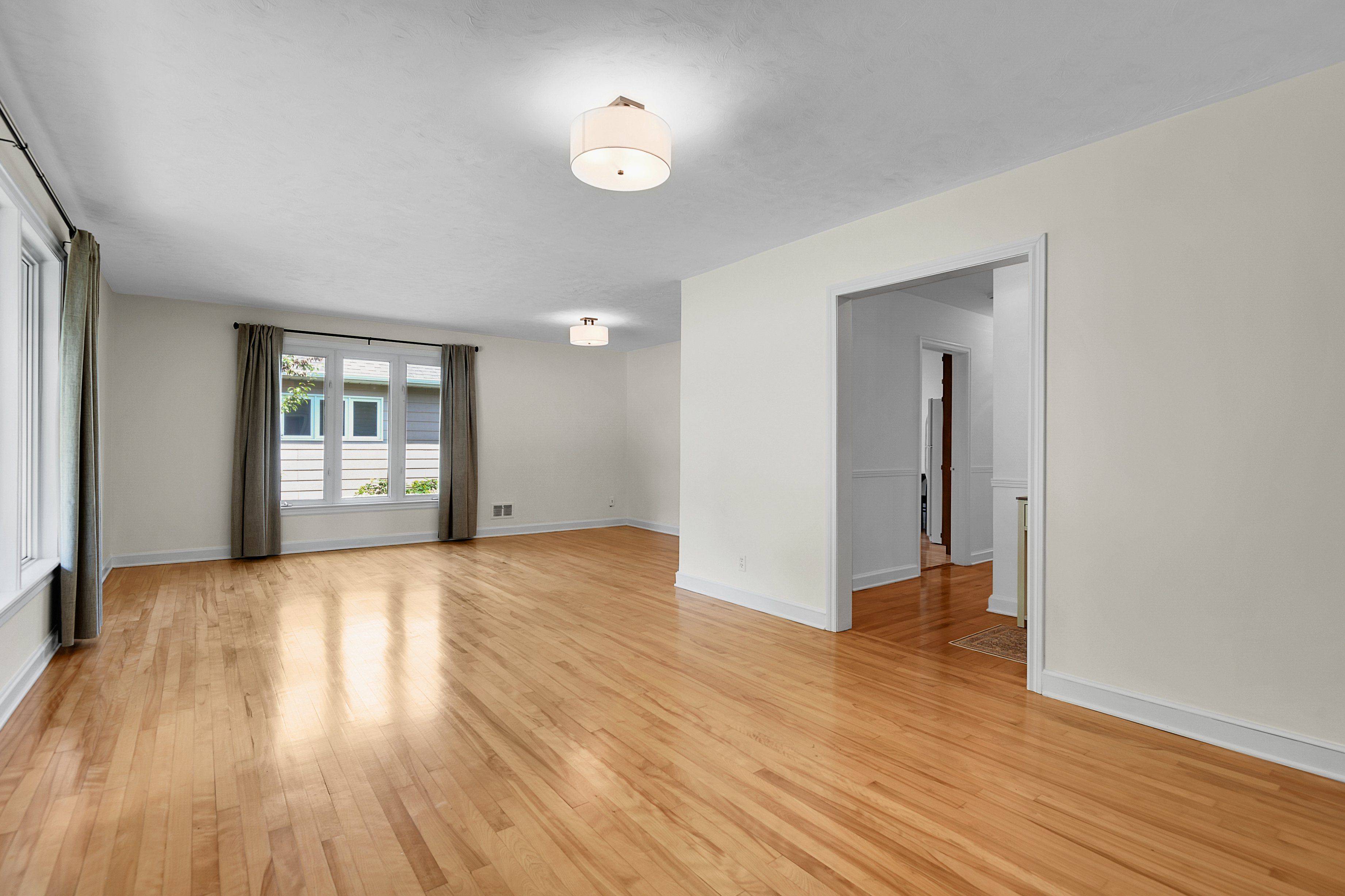 2243 Hillary AVE, Alta Vista And Area, ON K1H 7H7
