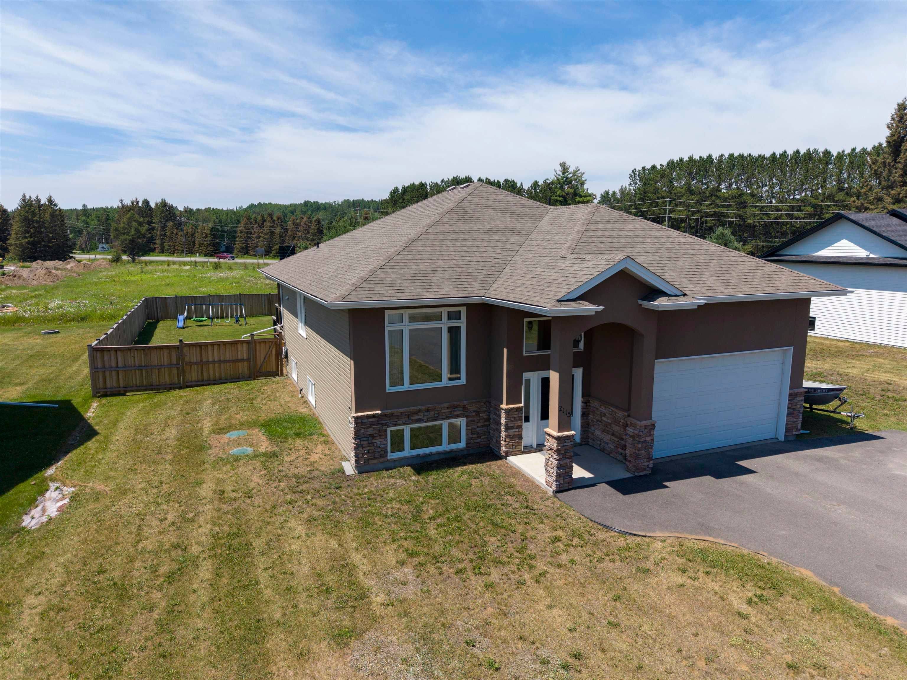 2115 15TH SIDE RD S, Thunder Bay, ON P7J 1E2