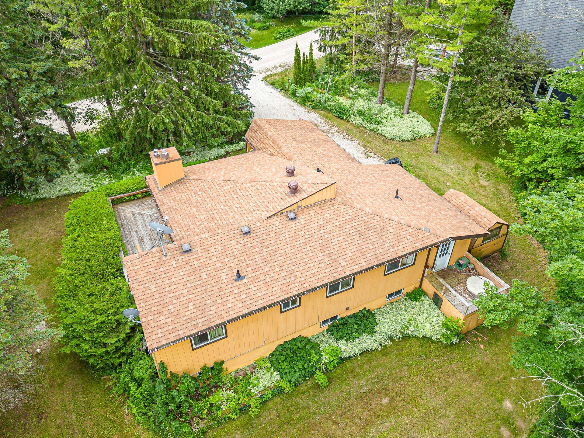 138 Kionontio TRL, Blue Mountains, ON L9Y 0R6