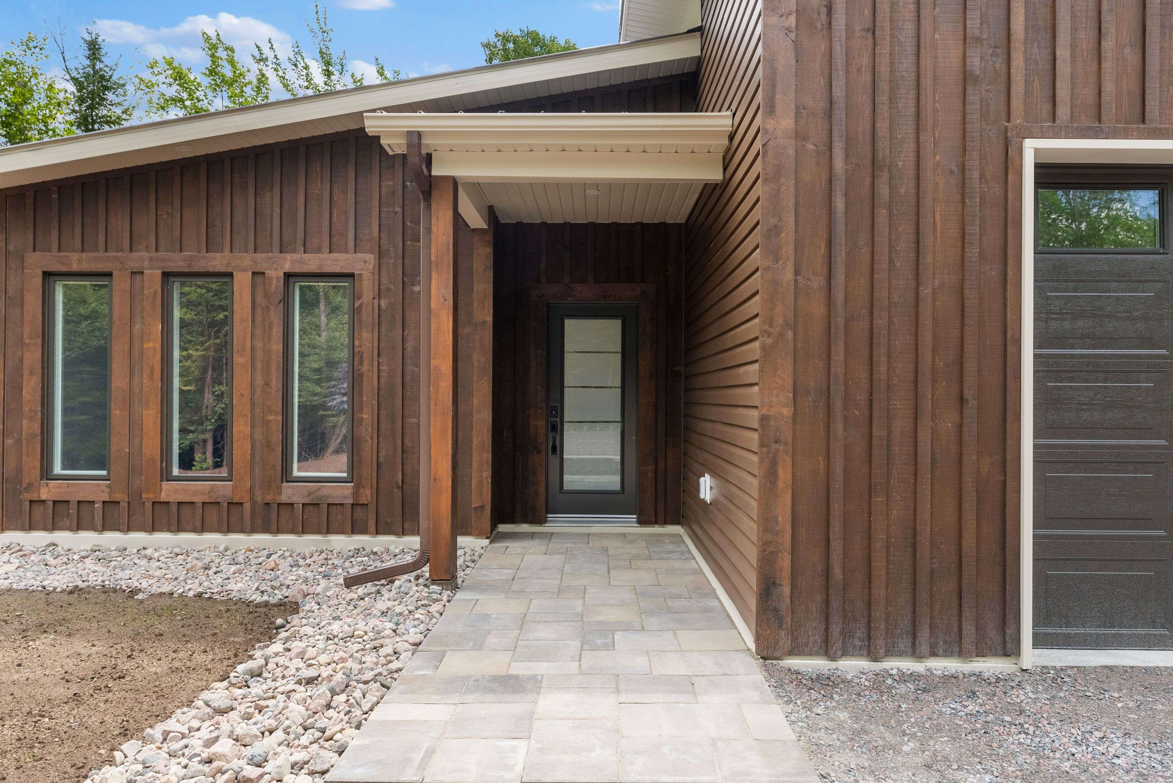 00 Calabogie RD, Greater Madawaska, ON K0J 1G0