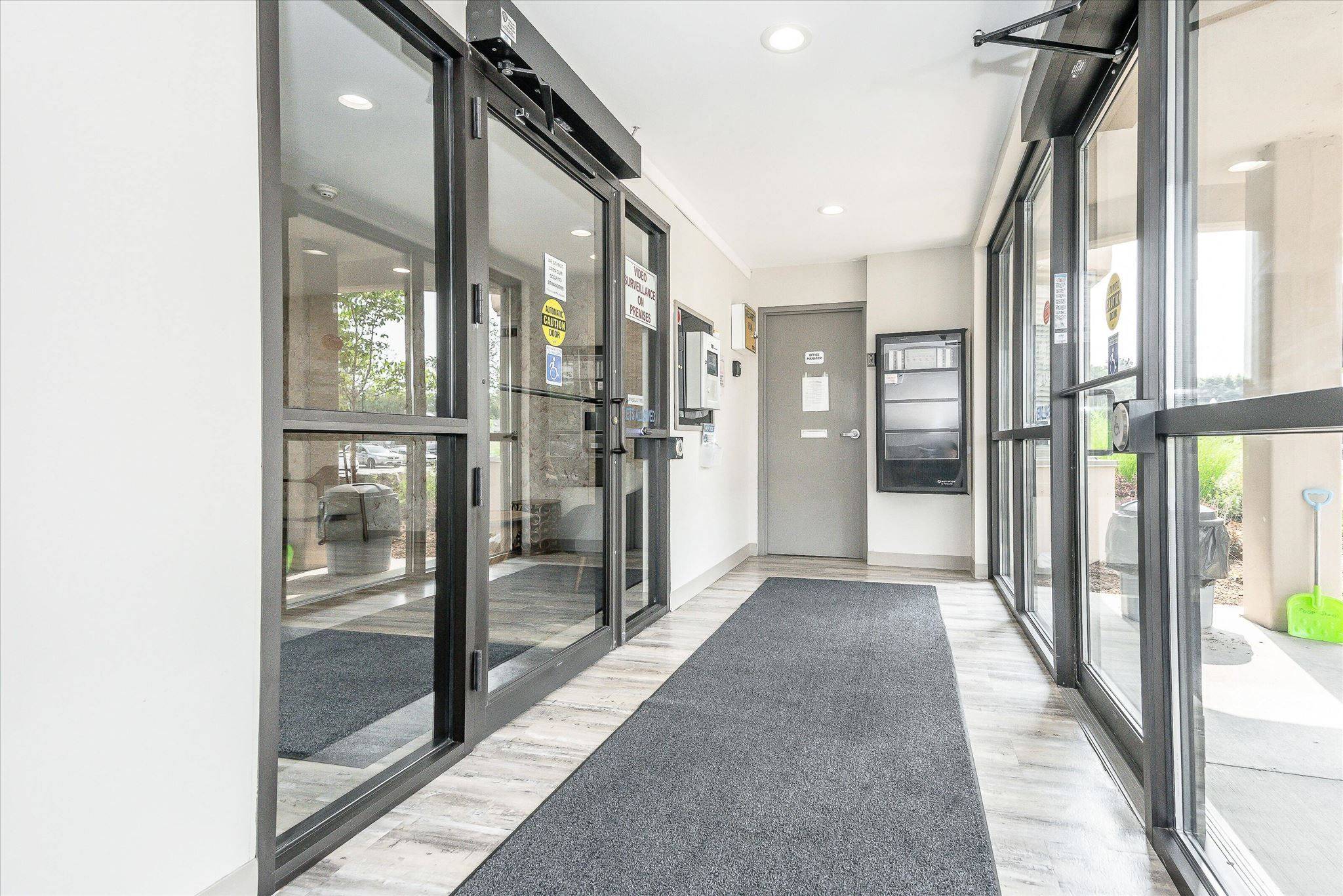 200 Jamieson Pkwy #403, Cambridge, ON N3C 4B5