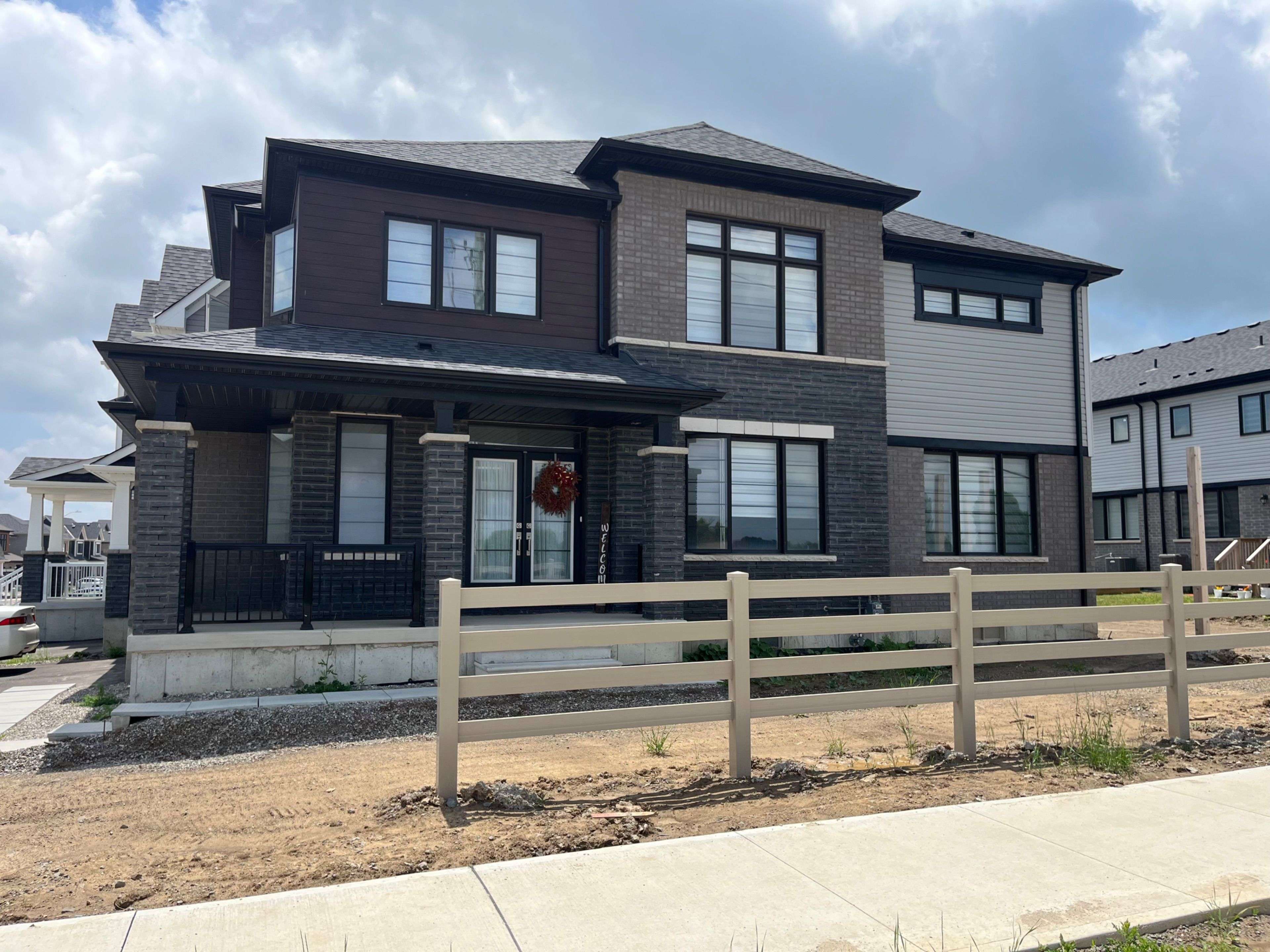 2 Stanley AVE, Haldimand, ON N3W 0J8