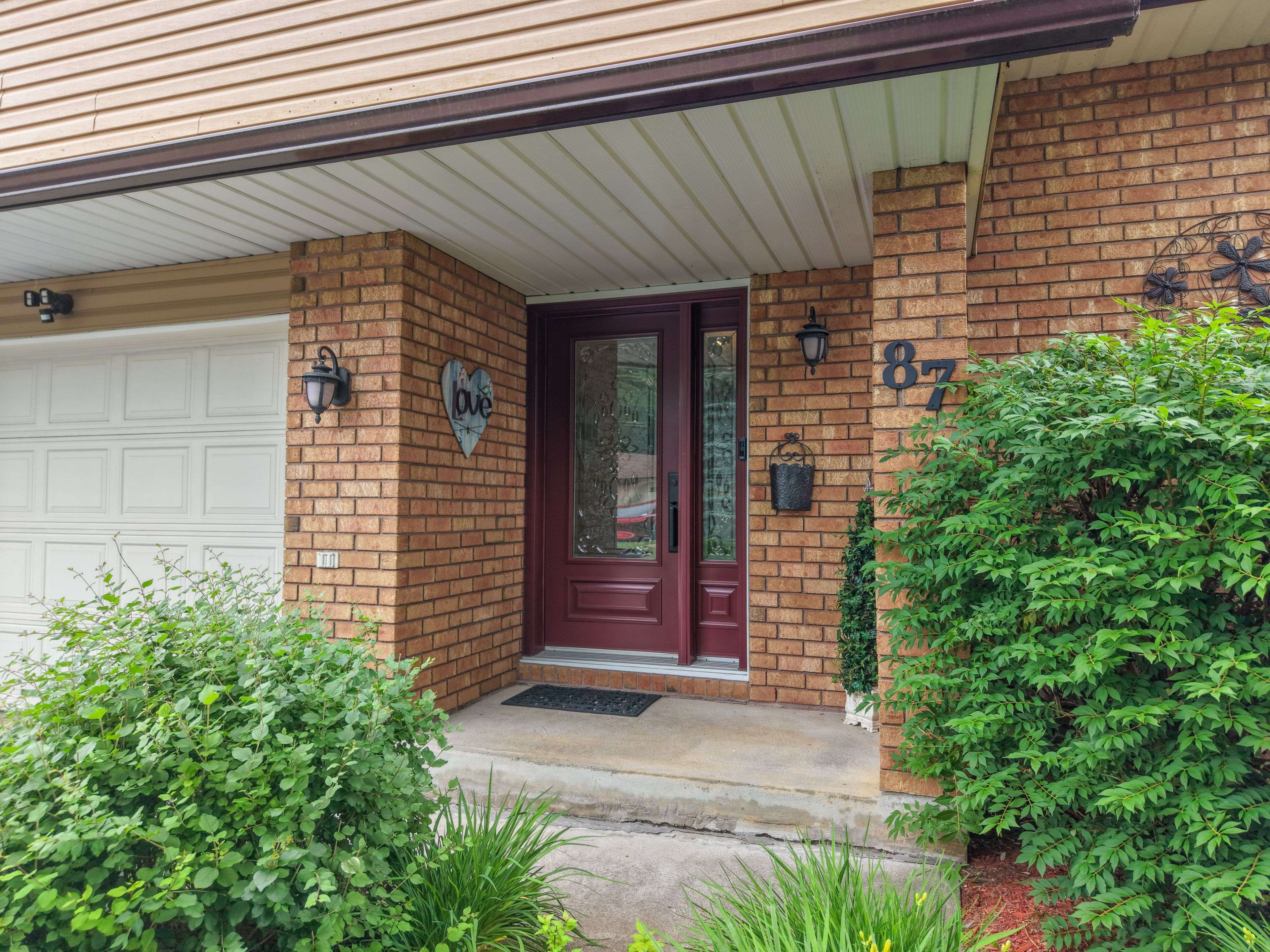 87 Labreche DR, North Bay, ON P1A 3R6
