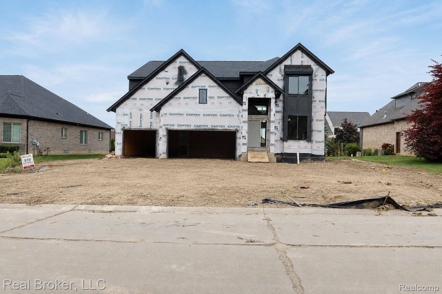 35704 Addison DR, New Baltimore, MI 48047