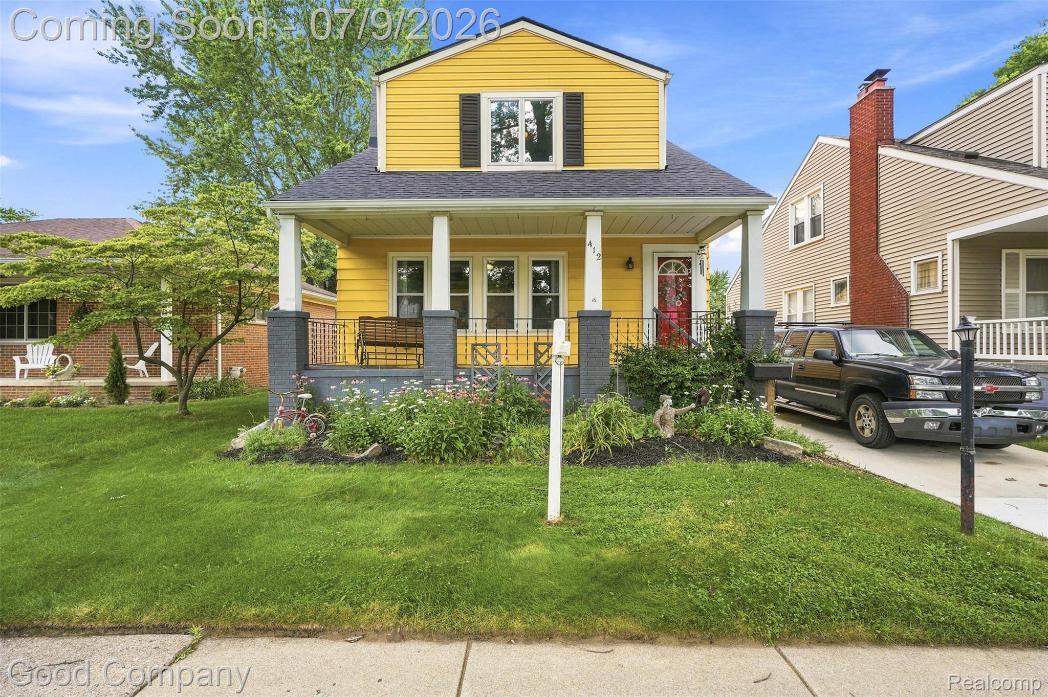 412 Chippewa ST, Clawson, MI 48017