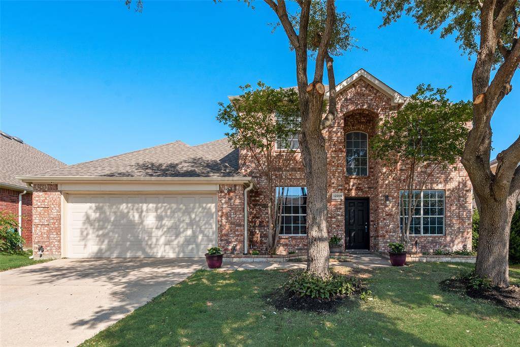 12209 Langley Hill Drive, Fort Worth, TX 76244