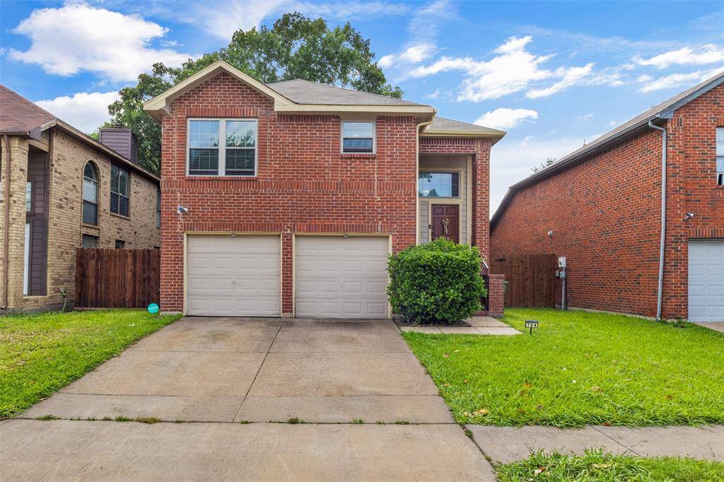 704 Meadowcreek Court, Garland, TX 75043