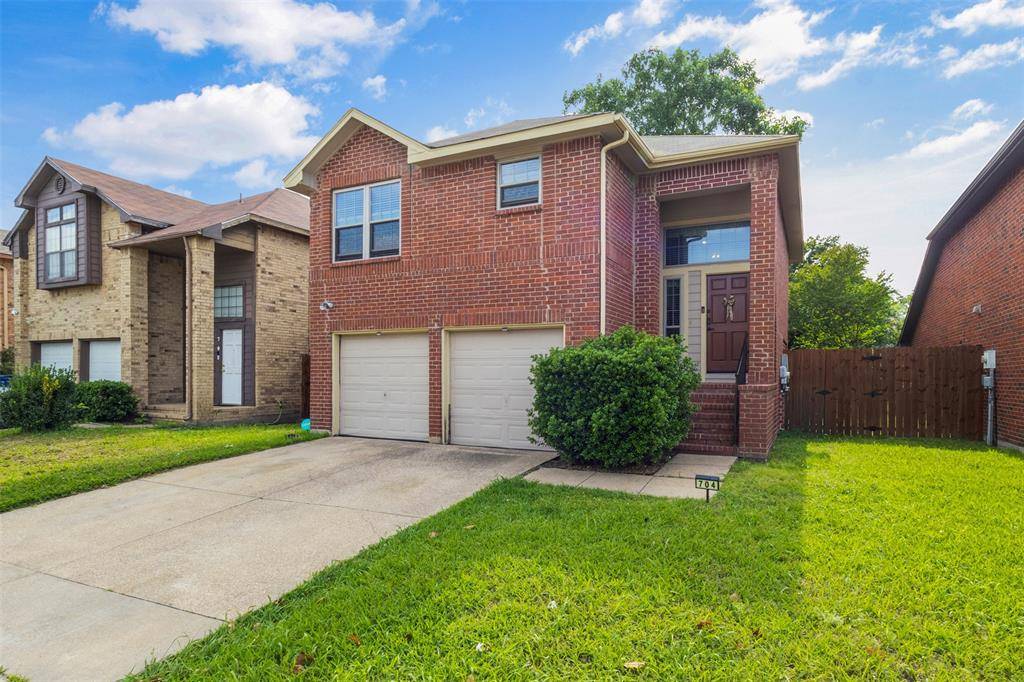 704 Meadowcreek Court, Garland, TX 75043