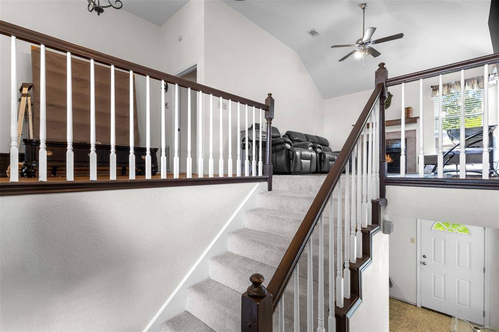 704 Meadowcreek Court, Garland, TX 75043