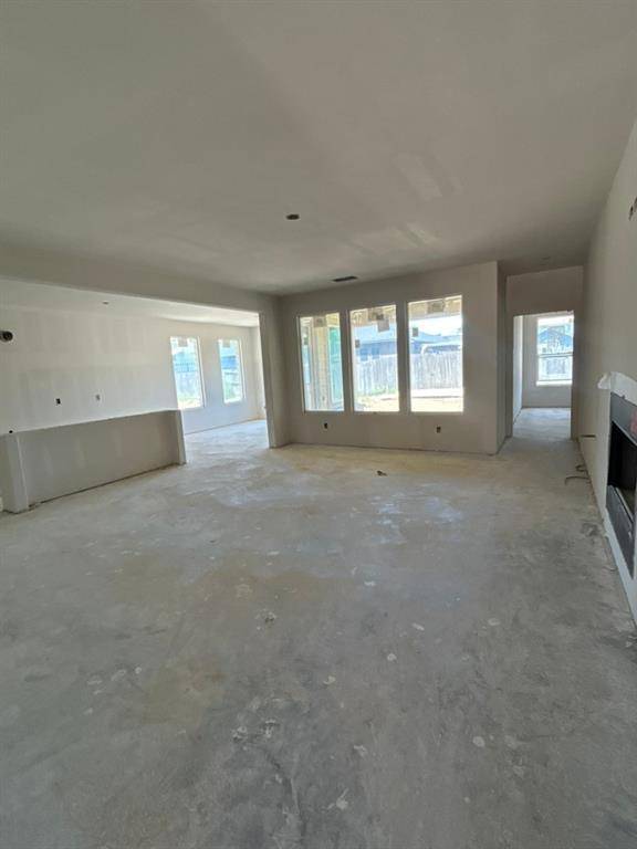 3415 Helena Street, Gainesville, TX 76240